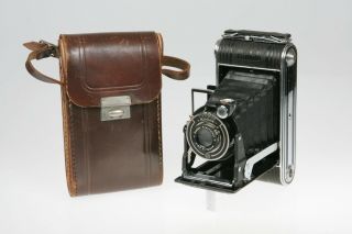 Vintage 1933 German Made Kodak A.  G.  Junior 620 Art Deco Chrome & Enamel Camera