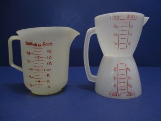 Vintage Tupperware 2 Cup Measure 134 - 3 & Wet/dry Measure Cup