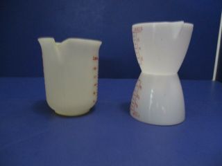 Vintage Tupperware 2 Cup Measure 134 - 3 & Wet/Dry Measure Cup 3