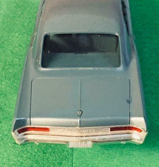Vintage 1965 Pontiac 2 - door hardtop 1/25 promo model, 7