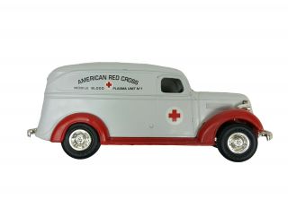 Vintage Ertl Red Cross Mobile Blood Plasma Car Bank 1105 Panel Van