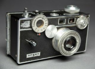 Vintage 35mm Argus C - 3 Rangefinder Camera C3 Brick 3.  5 Cintar 2
