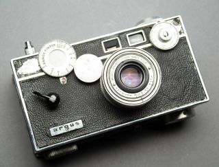 Vintage 35mm Argus C - 3 Rangefinder Camera C3 Brick 3.  5 Cintar 8