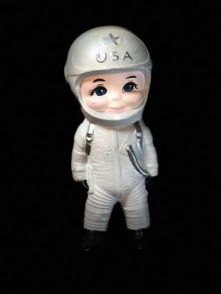 Vintage Atlantic Mold USA Ceramic Smiling Child Boy Astronaut Figure Statue 7.  5” 2