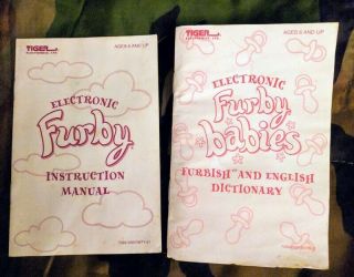 2 Vintage 1999 Furbies: Furby Babies 70 - 940 & Furby Racing Special Edition 7