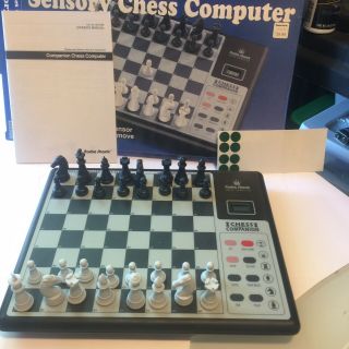 RadioShack Portable Sensory Electronic Chess Computer Model 60 - 2439 Vintage 5