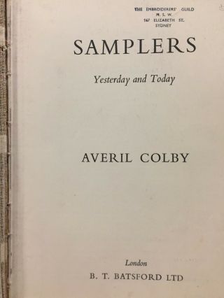 Samplers by Averil Colby - Vintage book from 1964 - 1st Edi - Collectable 4