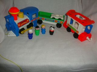 Vintage 1987 Fisher Price 2581 Little People Express Freight Train Car People