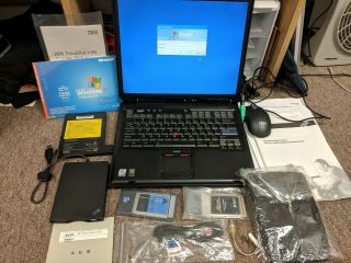Ibm Thinkpad R40 With All Oem Accessories,  Travel Case,  Software Etc.