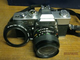MINOLTA SRT 102 35mm SLR Film Camera With MD W.  Rokkor - X 28mm 1:2.  8 Lens 4