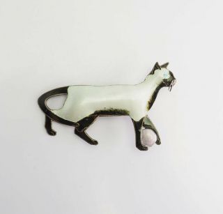 Vintage Sterling Silver And Enamel Siamese Cat Playing W Ball Pin Brooch