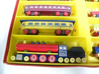 Vintage Painted Wood Small Wooden Model Toy Train (A5) 5
