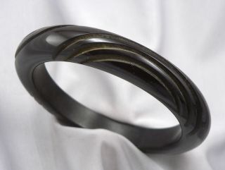 M - Vintage Black Bakelite Carved Half Circle Bangle Bracelet 7/16 " Wide