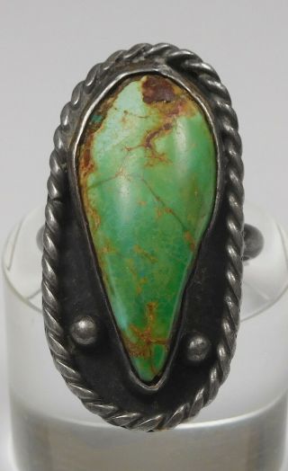 Vintage Native American Sterling Silver/ Green Turquoise Ring - Size 7.  5