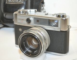 Vintage Yashica IC Lynx 5000E Rangefinder 45mm f/1.  8 Lens Camera & Leather Case 2