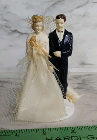 Vintage 1950s Handpainted 4 " Chalkware Bride & Groom Wedding Cake Topper W Veil