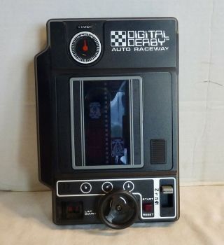 Vintage Tomy Digital Derby Auto Raceway Handheld Tabletop Video Game