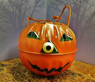 Vintage Halloween Whistle Nose Jack O Lantern Tin Litho Pumpkin Us Metal,