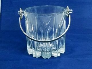 VINTAGE MID CENTURY CLEAR CRYSTAL ICE BUCKET W/ METAL SILVER PLATED BAIL HANDLE 2