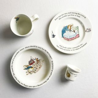 Vintage Wedgewood Peter Rabbit 4 Piece Nursery Set Cup Plate Beatrix Potter