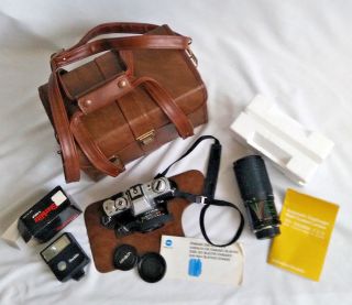 XG - M camera Minolta Starblitz flash attachment 80 - 200mm lense Bag & Booklets 2