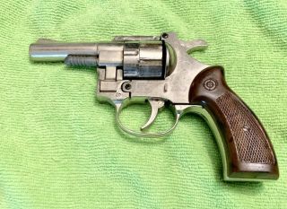 Vintage Chrome Athletic Starter Revolver Pistol.  22 Caliber 7 Shot Made In Italy