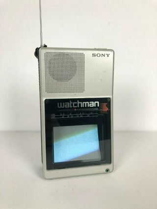 Vintage Sony Watchman Black and White Portable TV 1985 FD - 40A Japan Television 2
