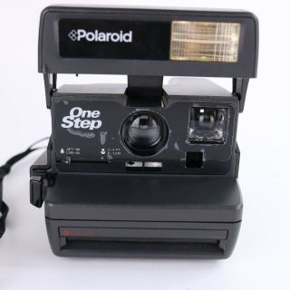 Polaroid One Step 600 Instant Camera Pre - Owned Black Uses 600 Film