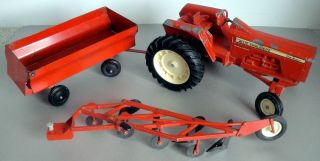 Vintage Ertl Toy Allis - Chalmers One - Ninety Tractor,  Wagon,  Plow 1:16 Scale 2