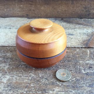 Vintage Small Tasmanian Huon Pine With Lid Wooden Box Australia Retro Old 23