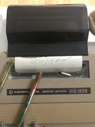 Commodore Vic - 1520 Color Printer Plotter C64