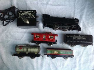 Vintage Marx Steam Tin Litho Electric Train Engine With Cars