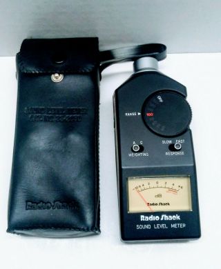 Radio Shack Realistic Sound Level Meter 33 - 2050 With Case Vintage Analog