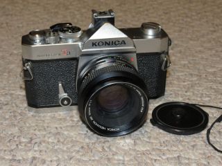 Konica Autoreflex T3 35mm Film Camera W/ Hexanon Ar 50mm F= 1.  7 Lens & Cap