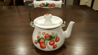 Vintage Country Red Strawberry White Enamel Coated Tea Pot Kettle With Handle