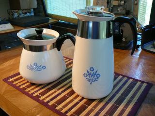 Vintage Corning Ware Blue Cornflower Set 8 Cup Coffee Pot/maker & 2 Qt.  Tea Pot