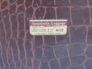 Vintage Samsonite Schwayder Bros ALLIGATOR Leather Makeup/Train Case Model 4112 7