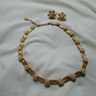 Vintage Signed Crown Trifari Gold Tone Faux Pearl Collar Necklace & Earring Set
