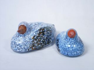 Vintage Hand Blown Art Glass Pair Duck Bird Figurines Blue White Speckles Exclnt