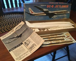 Vintage 1960 Aurora Douglas Dc - 8 United Jetliner Jet Airplane Model Kit 388 - 249