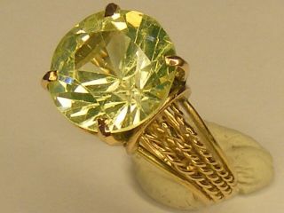 Vintage 9 Ct Gold Multi Shank Set With A Large Bright Green Gemstone Ring,  H 1/2