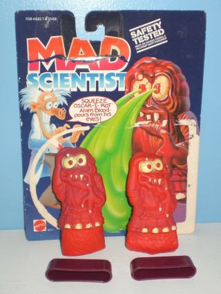 Vintage 1986 Mattel Mad Scientist Squeeze Monster Oscar I - Rot W/ Base - 2