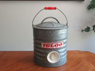 Igloo Galvanized Drink Water Cooler Red Wood Handle 2 Gallon Perm - A - Lined Vintag