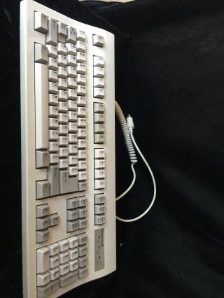Honeywell Vintage 5 - Pin Keyboard 101wn At/xt Swtichable Ser Num B2911