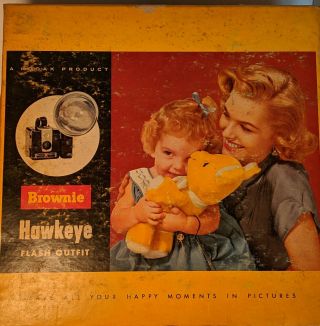 Vintage 1950’s Kodak Brownie Hawkeye Flash Camera Outfit w/Original Box, 2