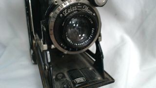 Zeiss Ikon Ikomat Medium Format Camera With Tessar 120 Mm F4.  5 Lens