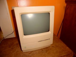 Apple Macintosh Classic Ii Vintage Desktop,  Not,