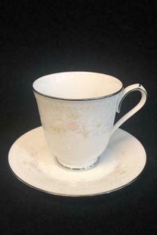 Set of 9 Vintage Noritake Tea Cups and Saucers Temptation Series 4