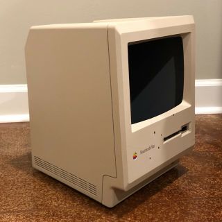 Vintage Macintosh Plus 1mb Computer Monitor/box Shell - Made In Usa