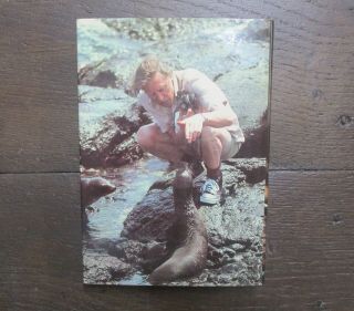 SIGNED DAVID ATTENBOROUGH LIFE ON EARTH 1ST ED w/AUTOGRAPH NATURAL HISTORY FIRST 8